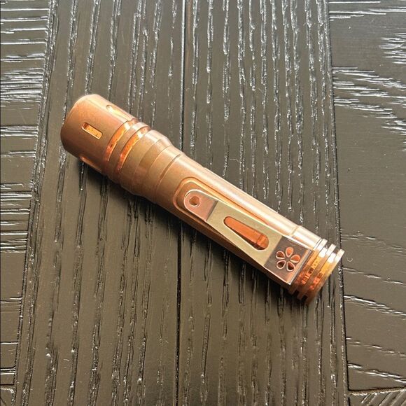 Copper Flashlight - Picture 1 of 4